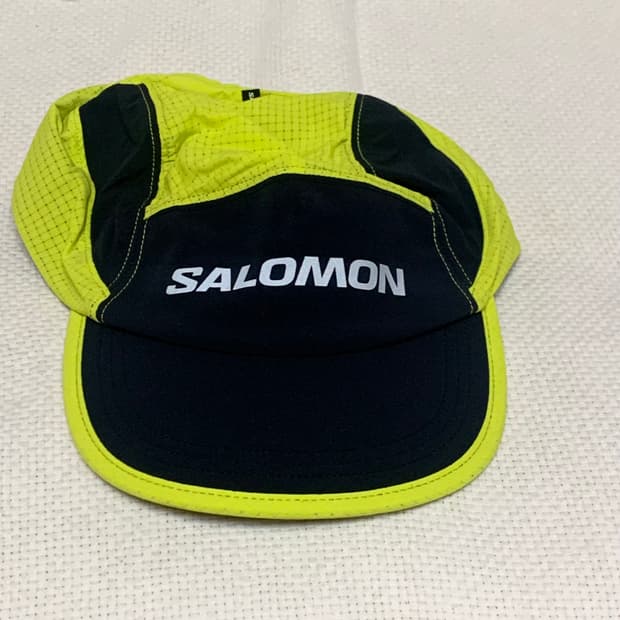 살로몬 드라이핏 러닝캡