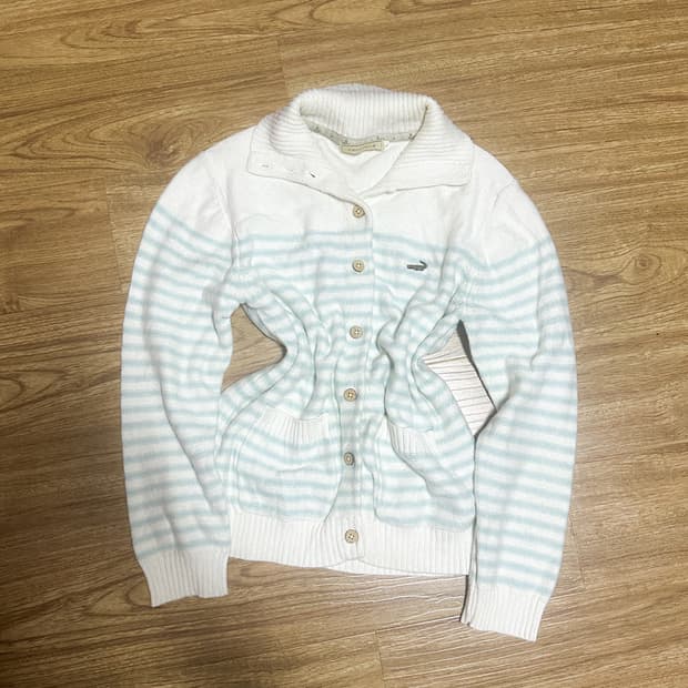 빈티지 하늘색 스트라이프 니트 나무단추 모리걸 아오이유우 히메갸루 로걀