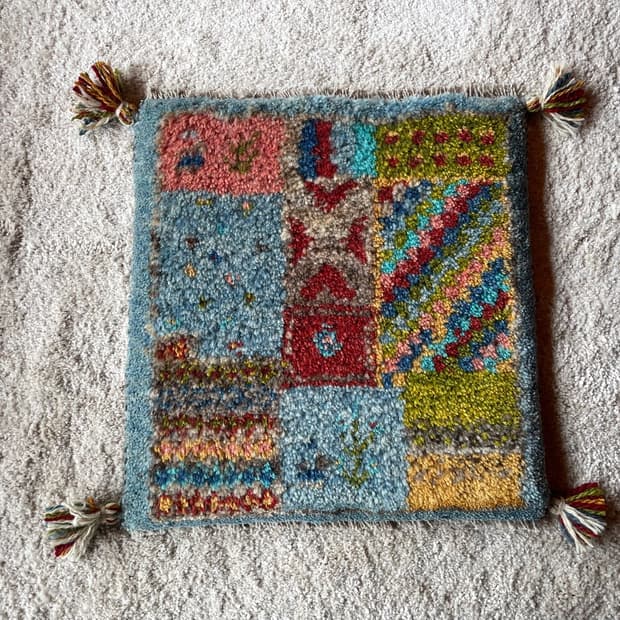 LAYOUT[레이아웃] Gabbeh Rug [가베 러그]