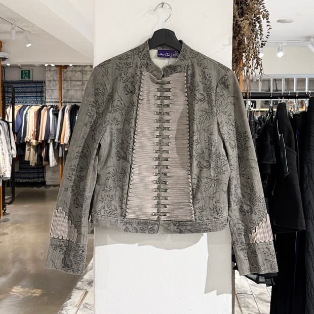 헌트 클럽 그레이 플로럴 나폴레옹 버튼 자켓