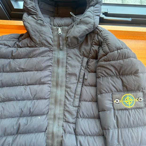 Stone Leland down jacket black