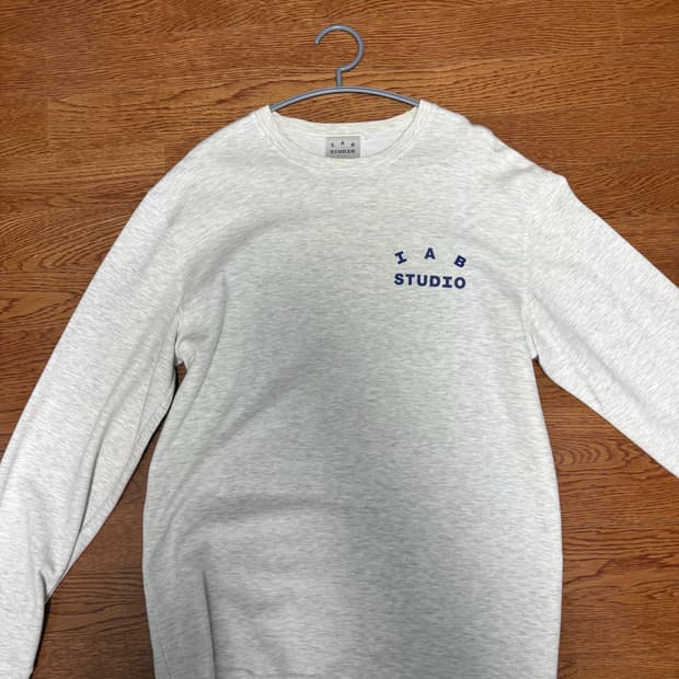 아이앱 스튜디오 롱슬리브