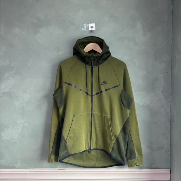 나이키 테크팩 후드집업 카키 그린