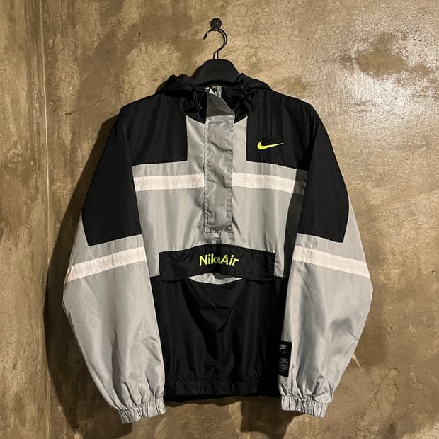 나이키 반집업 바람막이 아노락