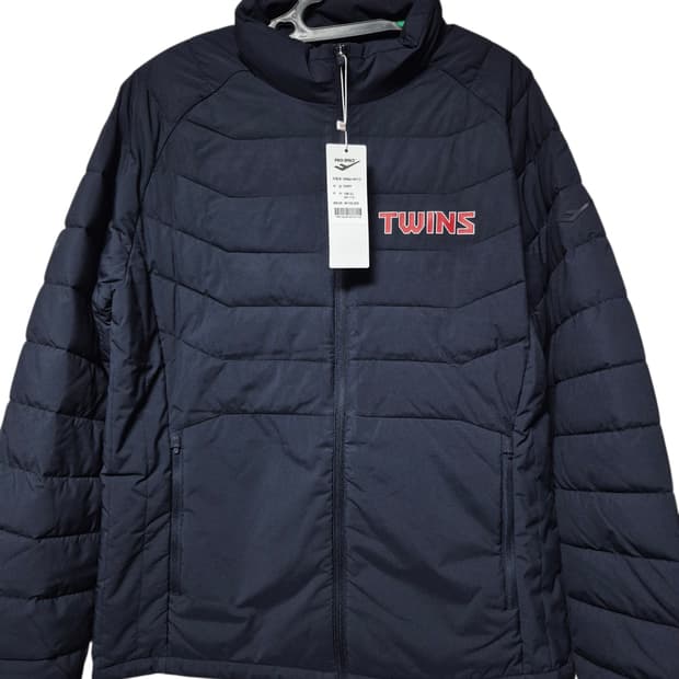 프로스펙스 엘지트윈스 경량패딩 사이즈 100 새상품 팝니다
