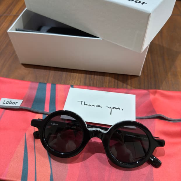 선글라스 Labor Botanist