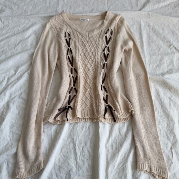 엑시즈팜 라이트베이지 모카라떼 갸루 러블리 니트