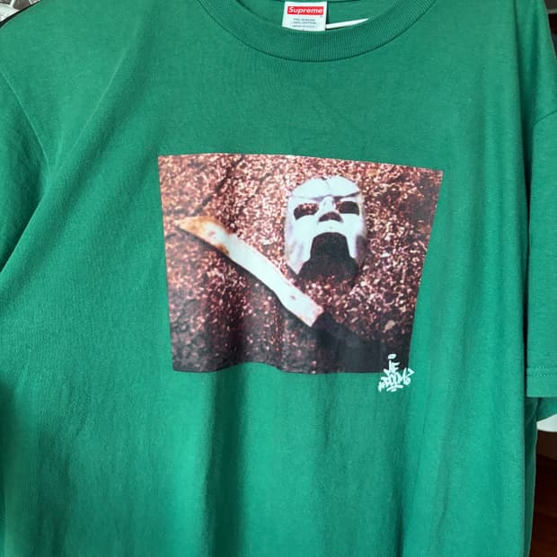 SUPREME X MF DOOM 콜라보 반팔티