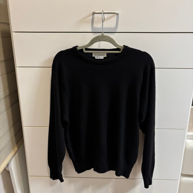 일본제 블랙 라운드 캐시미어 100% 긴팔 니트