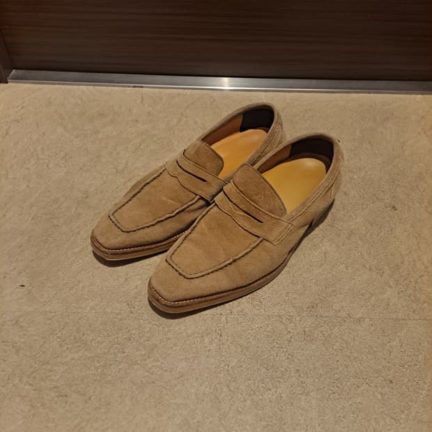 손신발 스웨이드 로퍼 265