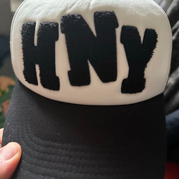 허니스쿱하우스 코인서울 리콜 콜라보 트러커캡 