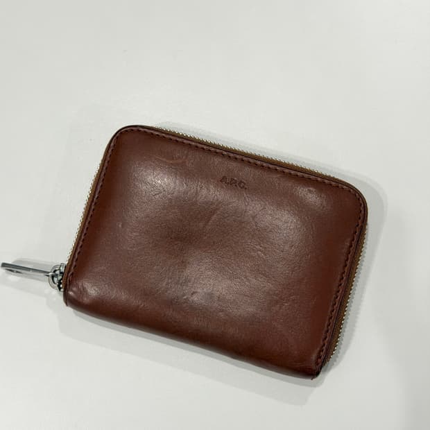 A.P.C. 아페쎄 반지갑 가죽 브라운