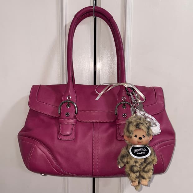 Coach pink shoulder bag