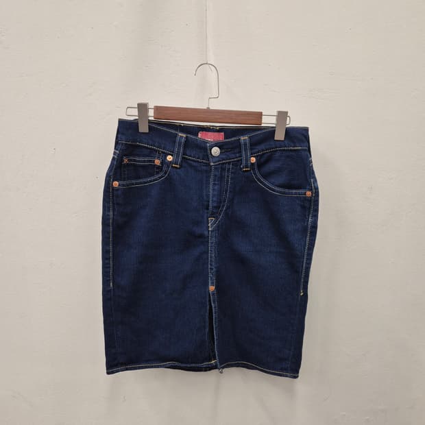리바이스 타입원 데님 미디 스커트 M