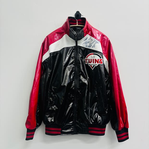LG 트윈스(LG TWINS) 어센틱 유광 점퍼 (임찬규 사인)