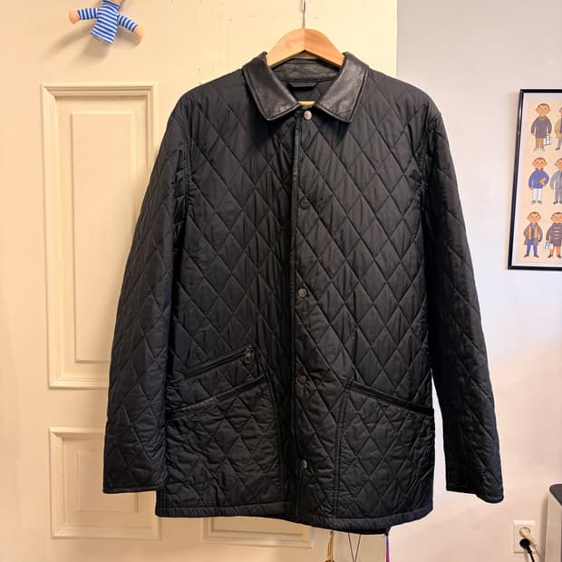 페레가모 퀼팅자켓