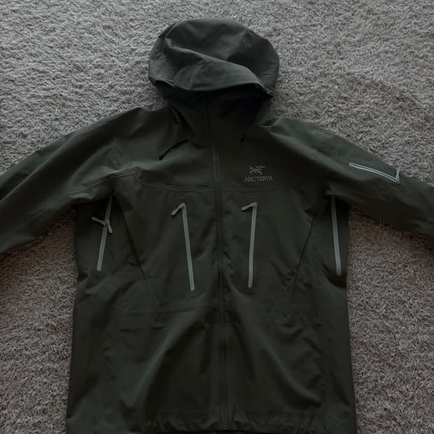 아크테릭스 알파 sv