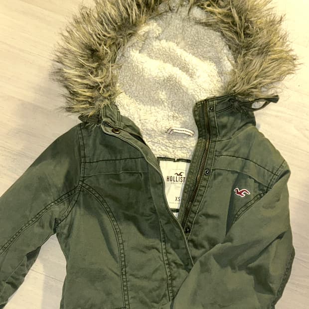 Hollister 홀리스터 카키 울프죠 자켓 xs