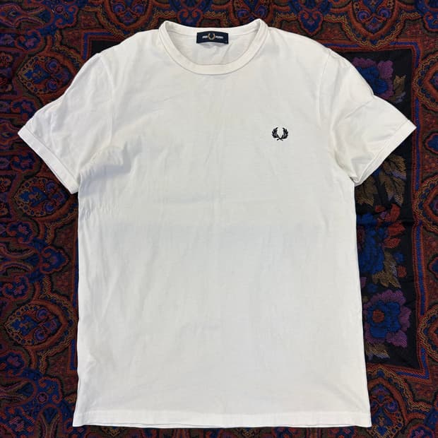 프레드페리 로렐 리프 클래식 로고 티셔츠