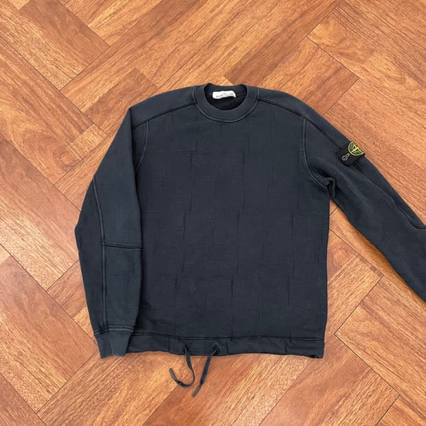 스톤아일랜드 맨투맨