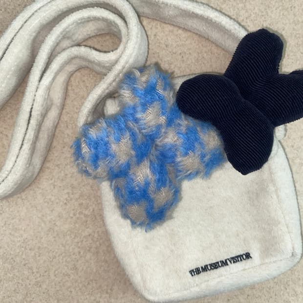 더뮤지엄비지터 플라워 백 미니