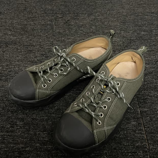 트레드앤그루브 더 그루비 카키 스니커즈