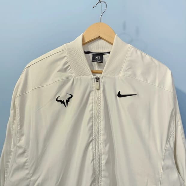 나이키 라파엘 나달 바람막이 100