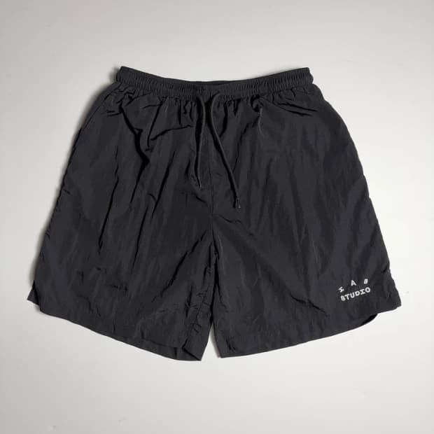아이앱스튜디오 스몰로고 나일론 반바지 R1620
