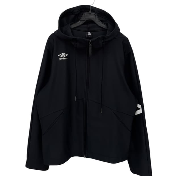 엄브로 후드집업