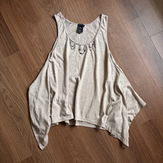beads sleeveless
