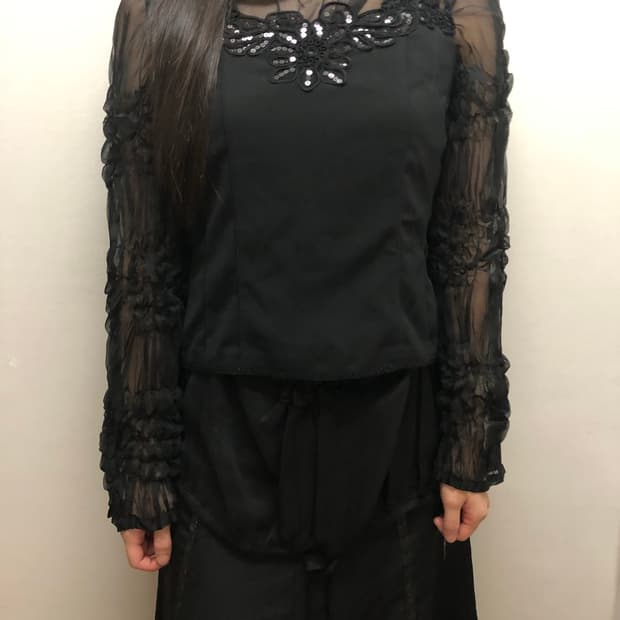 빈티지 블랙 큐빅 슬리브리스