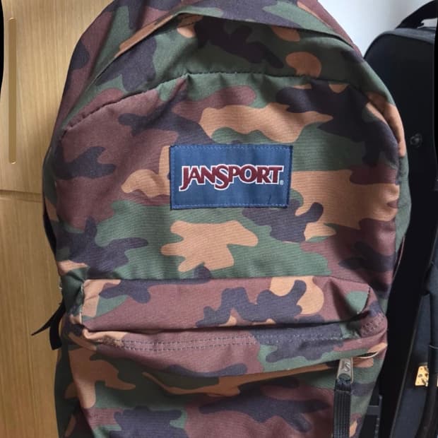 잔스포츠 카모 백팩