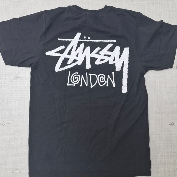 스투시 런던 반팔티 s