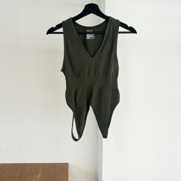 헬무트랭 카키 나일론 스판덱스 혼방 바디슈트