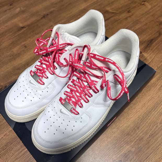 나이키 슈프림 에어포스 화이트 270