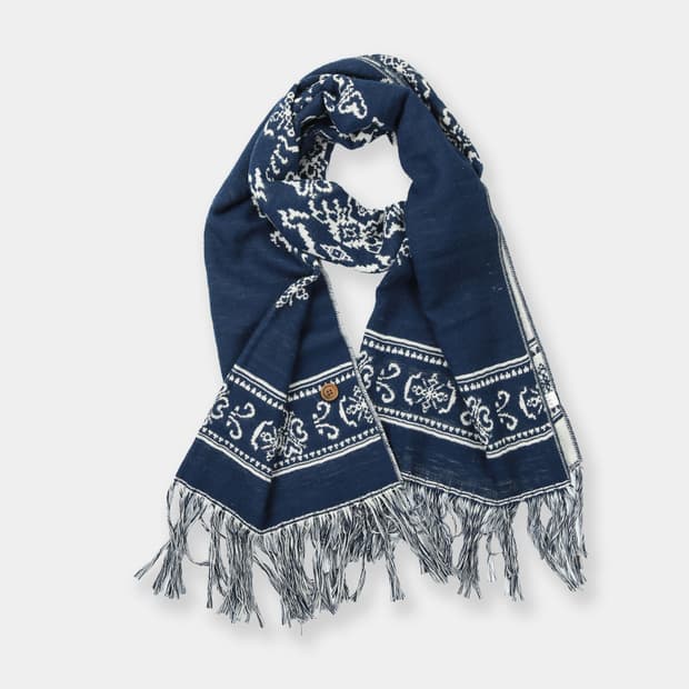 VTG Patterned Button Muffler