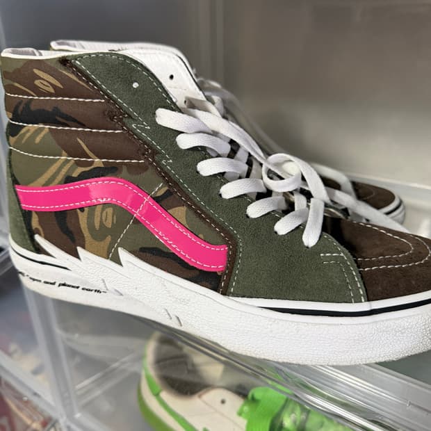 반스 x 에이프 스케이트 하이 볼트 카키 270