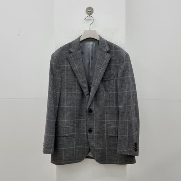 CORNELIANI 꼬르넬리아니