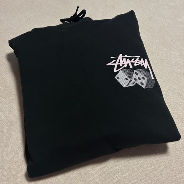 스투시 다이스 로고 블랙 후드티