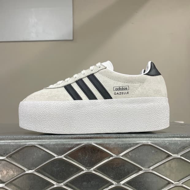 아디다스 가젤 업 화이트 230 (gr-5032)