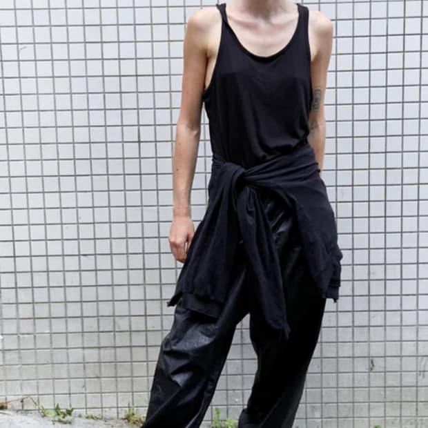 머듈 글로시 파자마 팬츠