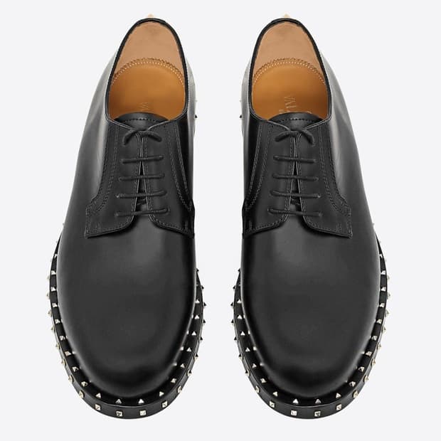 발렌티노 락스터드 더비 슈즈