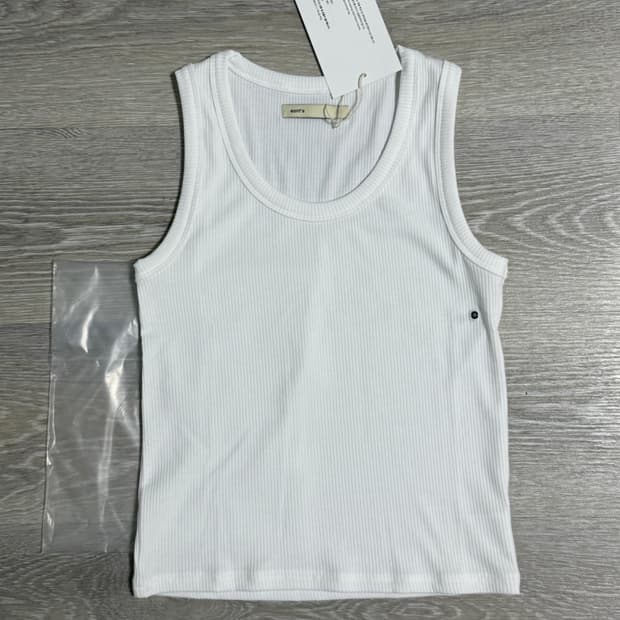 에옹쓰 슬리브리스 탑 나시 eonts sleeveless top 