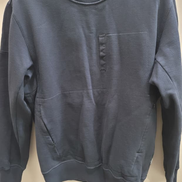 스톤아일랜드 쉐도우프로젝트 포켓 맨투맨 티셔츠