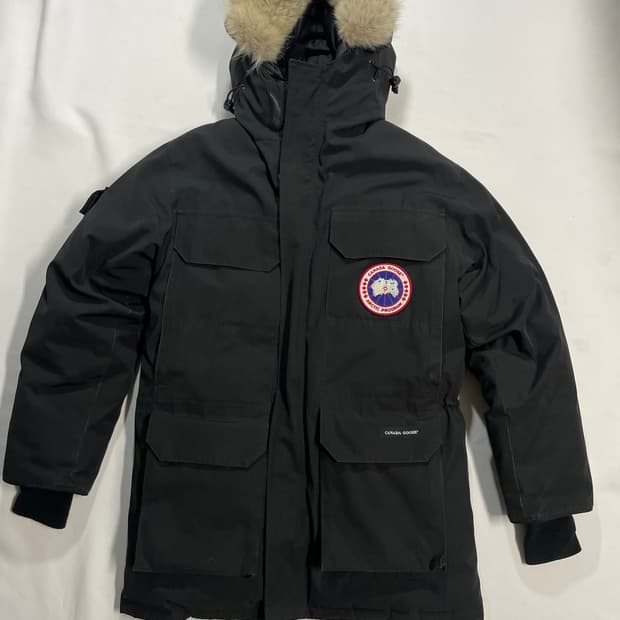 캐나다구스 익스페디션 패딩