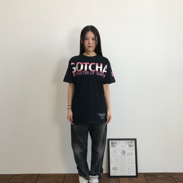 00's Gotcha Big Logo Graphic Tee