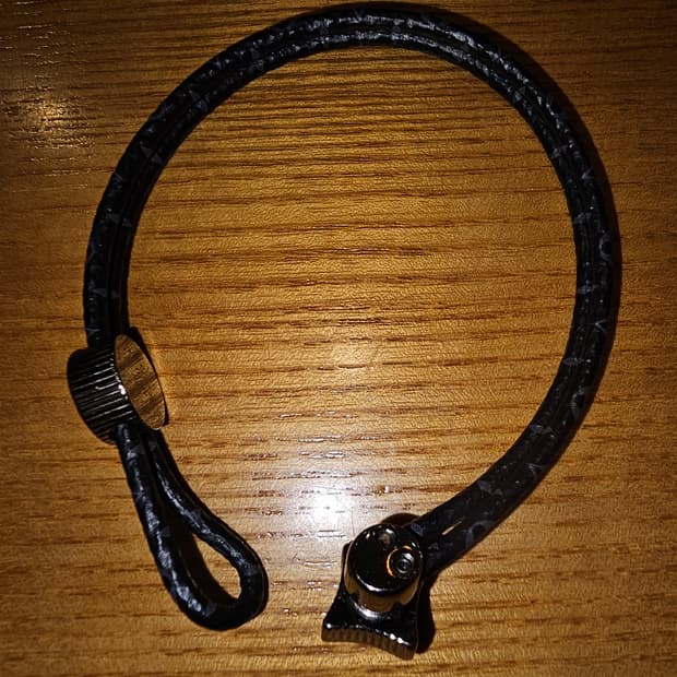 루이비통 캐치 잇 팔찌