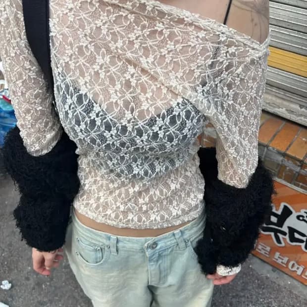 아워캐비넷 nosy off tee