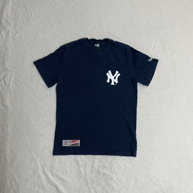 뉴에라 반팔 티셔츠 