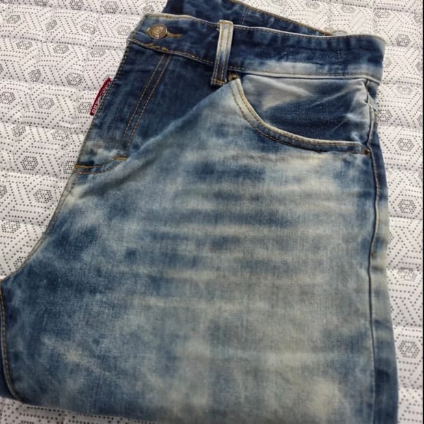 디스퀘어드2 남성 워싱 데님 반바지 34